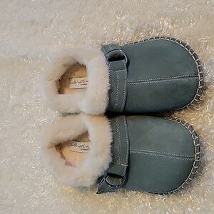 New! Coldwater creek slippers Size 9W